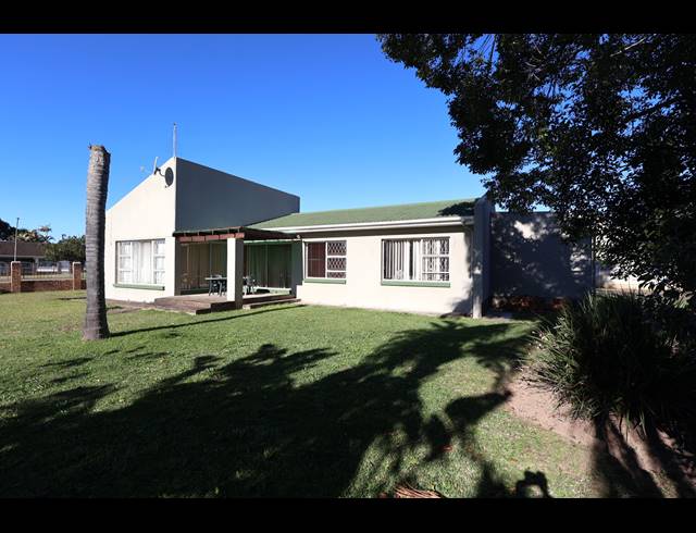 3 BEDROOM HOUSE FOR SALE IN DORCHESTER HEIGHTS